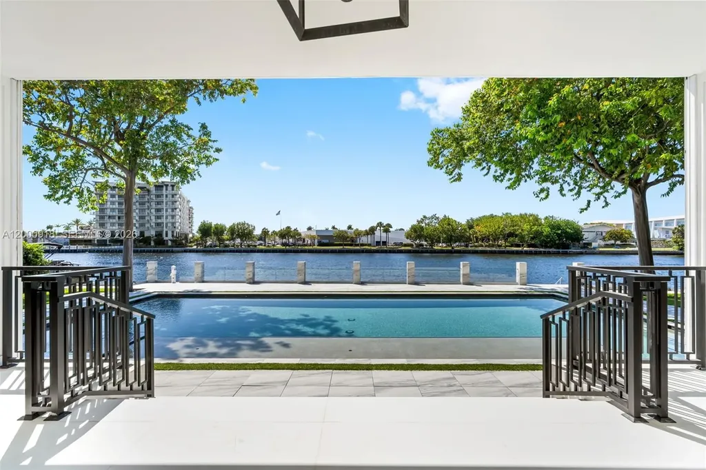 1239 Middle River Drive Fort Lauderdale FL 33304