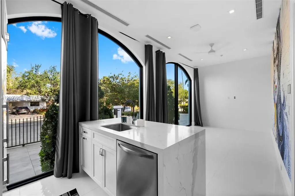 1239 Middle River Drive Fort Lauderdale FL 33304
