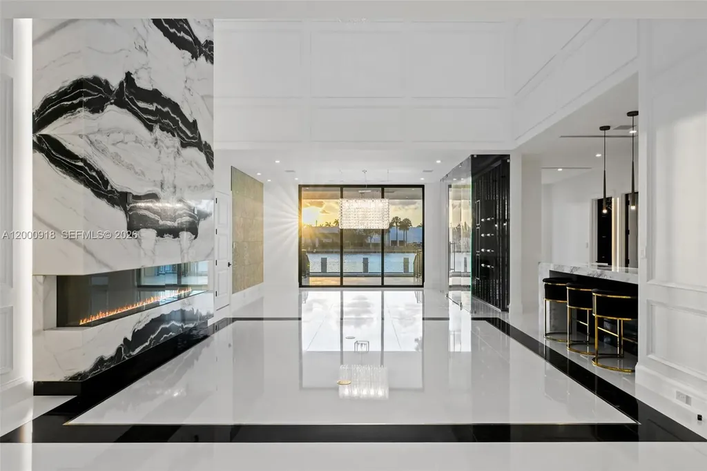 1239 Middle River Drive Fort Lauderdale FL 33304