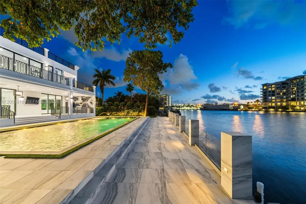 1239 Middle River Drive Fort Lauderdale FL 33304