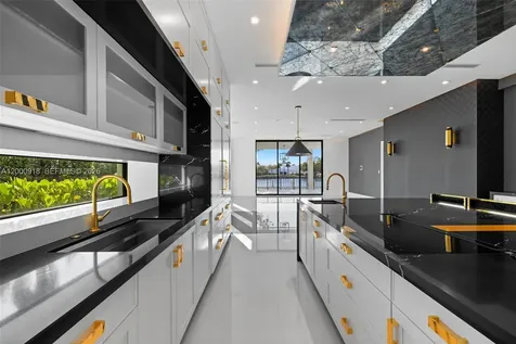 1239 Middle River Drive Fort Lauderdale FL 33304