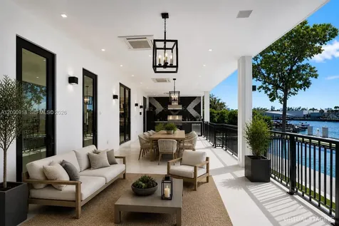 1239 Middle River Drive Fort Lauderdale FL 33304