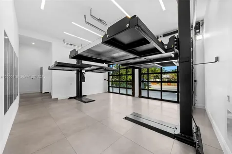 1239 Middle River Drive Fort Lauderdale FL 33304