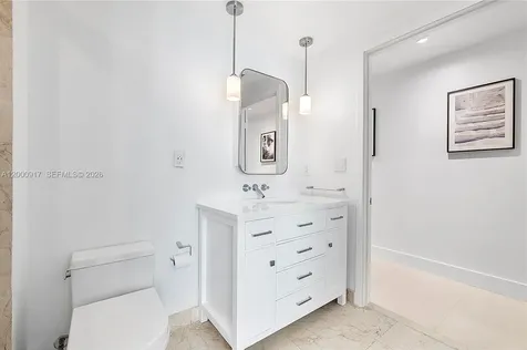 6000 Collins Avenue Miami Beach FL 33140