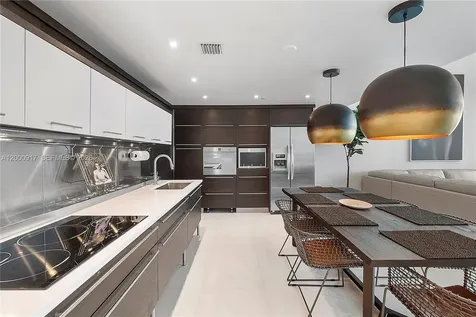 6000 Collins Avenue Miami Beach FL 33140