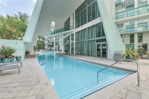 6000 Collins Avenue Miami Beach FL 33140