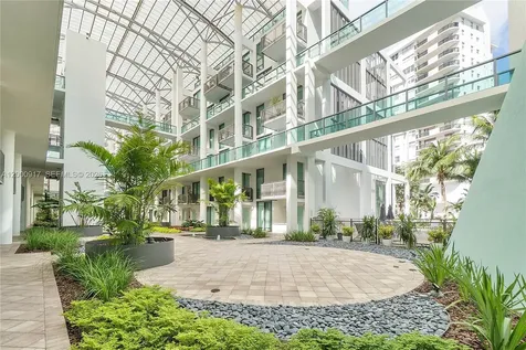 6000 Collins Avenue Miami Beach FL 33140