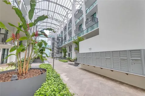 6000 Collins Avenue Miami Beach FL 33140