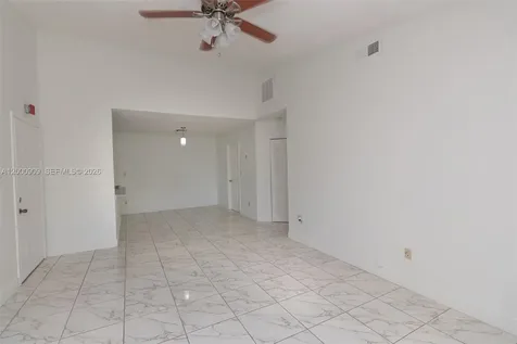 18304 NW 68th Avenue Hialeah FL 33015