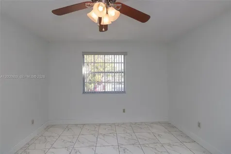 18304 NW 68th Avenue Hialeah FL 33015
