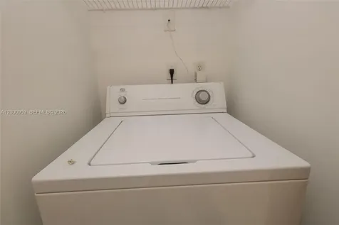 18304 NW 68th Avenue Hialeah FL 33015