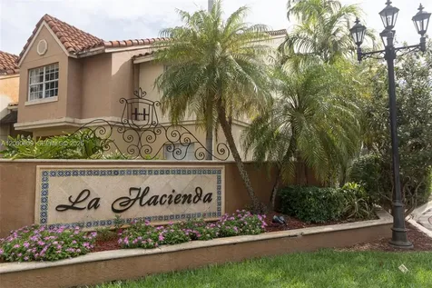 18304 NW 68th Avenue Hialeah FL 33015