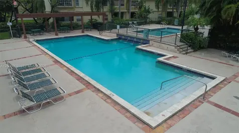 18304 NW 68th Avenue Hialeah FL 33015