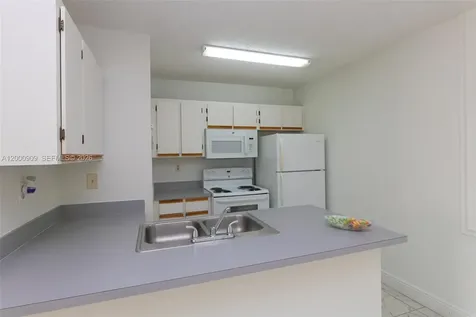18304 NW 68th Avenue Hialeah FL 33015
