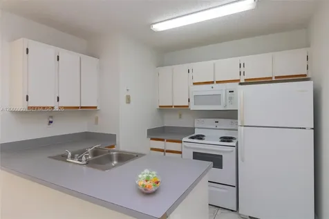 18304 NW 68th Avenue Hialeah FL 33015