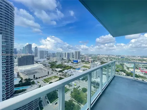 1900 N Bayshore Drive Miami FL 33132