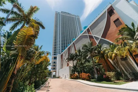 4010 S Ocean Drive Hollywood FL 33019