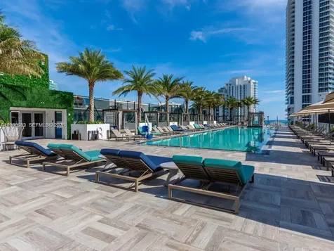 4010 S Ocean Drive Hollywood FL 33019