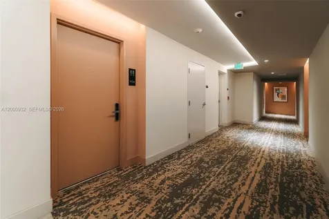 4010 S Ocean Drive Hollywood FL 33019