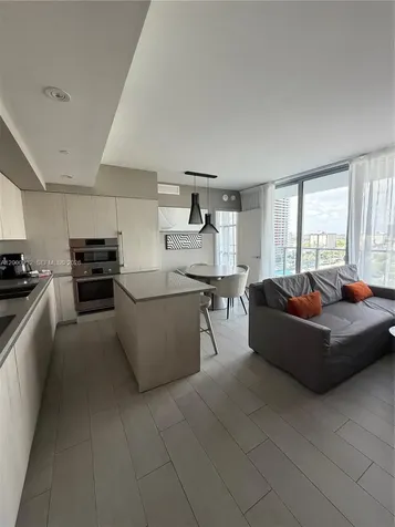 4010 S Ocean Drive Hollywood FL 33019