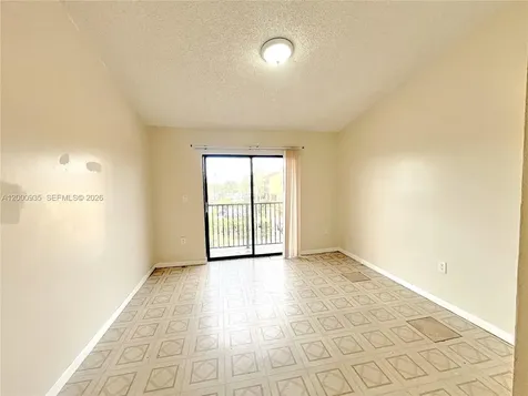 5575 W 26th Court Hialeah FL 33016