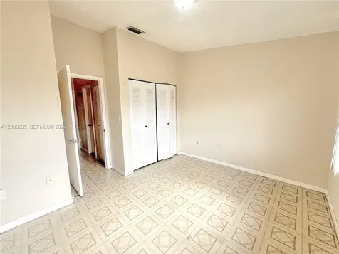 5575 W 26th Court Hialeah FL 33016
