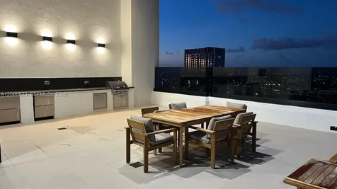 225 N Miami Avenue Miami FL 33128