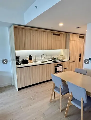 225 N Miami Avenue Miami FL 33128