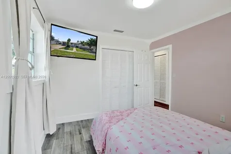 17501 NW 85th Avenue Hialeah FL 33015