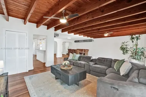 17501 NW 85th Avenue Hialeah FL 33015