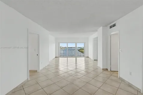 500 Bayview Drive Sunny Isles Beach FL 33160