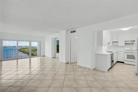 500 Bayview Drive Sunny Isles Beach FL 33160