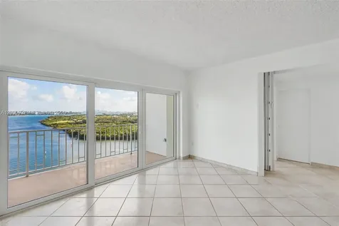 500 Bayview Drive Sunny Isles Beach FL 33160