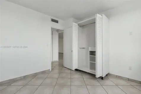 500 Bayview Drive Sunny Isles Beach FL 33160