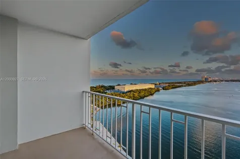 500 Bayview Drive Sunny Isles Beach FL 33160
