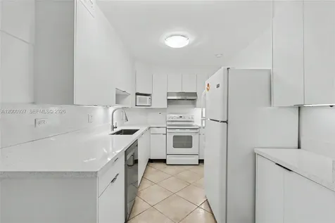 500 Bayview Drive Sunny Isles Beach FL 33160