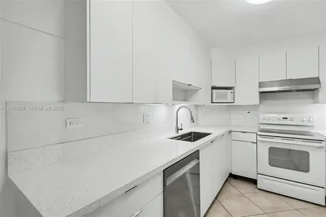 500 Bayview Drive Sunny Isles Beach FL 33160