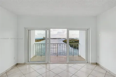 500 Bayview Drive Sunny Isles Beach FL 33160