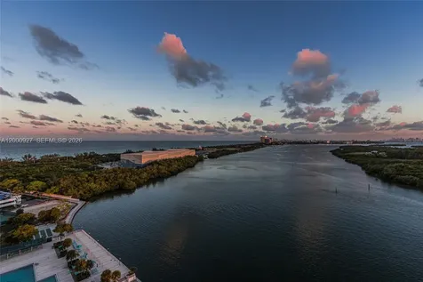 500 Bayview Drive Sunny Isles Beach FL 33160