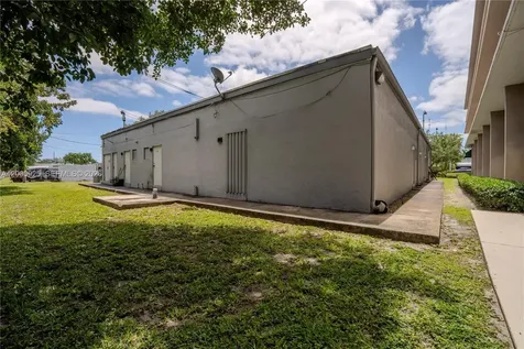6115 Miramar Parkway Miramar FL 33023