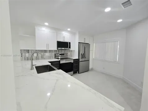 3422 Deer Creek Palladian Circle Deerfield Beach FL 33442