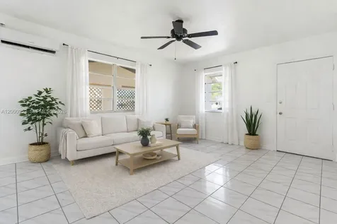 2820 Fletcher Street Hollywood FL 33020