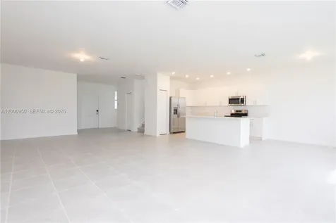2636 SE 8th Court Homestead FL 33035