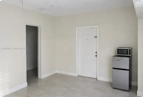 15206 NE 8th Avenue Miami FL 33162