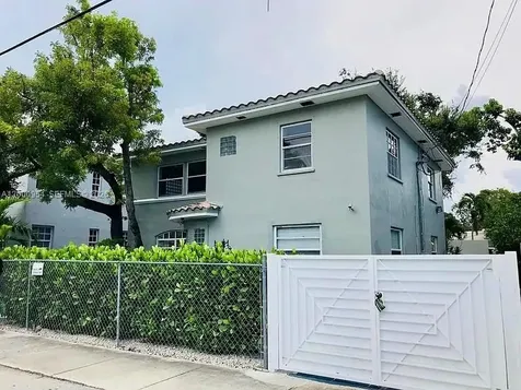 535 NE 68th Street Miami FL 33138