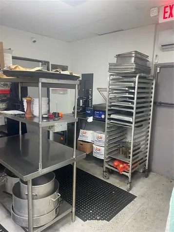 9511 S Dixie Highway Pinecrest FL 33156