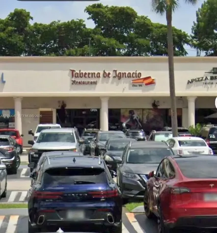 9511 S Dixie Highway Pinecrest FL 33156