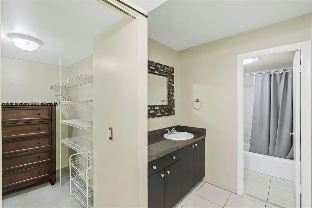 3800 N Hills Drive Hollywood FL 33021