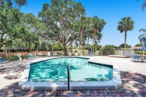 3800 N Hills Drive Hollywood FL 33021