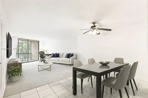 3800 N Hills Drive Hollywood FL 33021